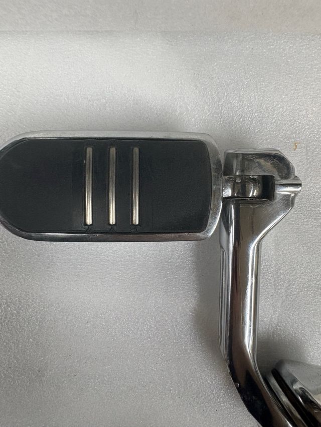 Estriberas H-D Cromo Regulables