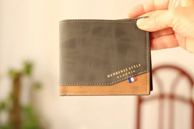 Cartera de hombre estilo clásico.