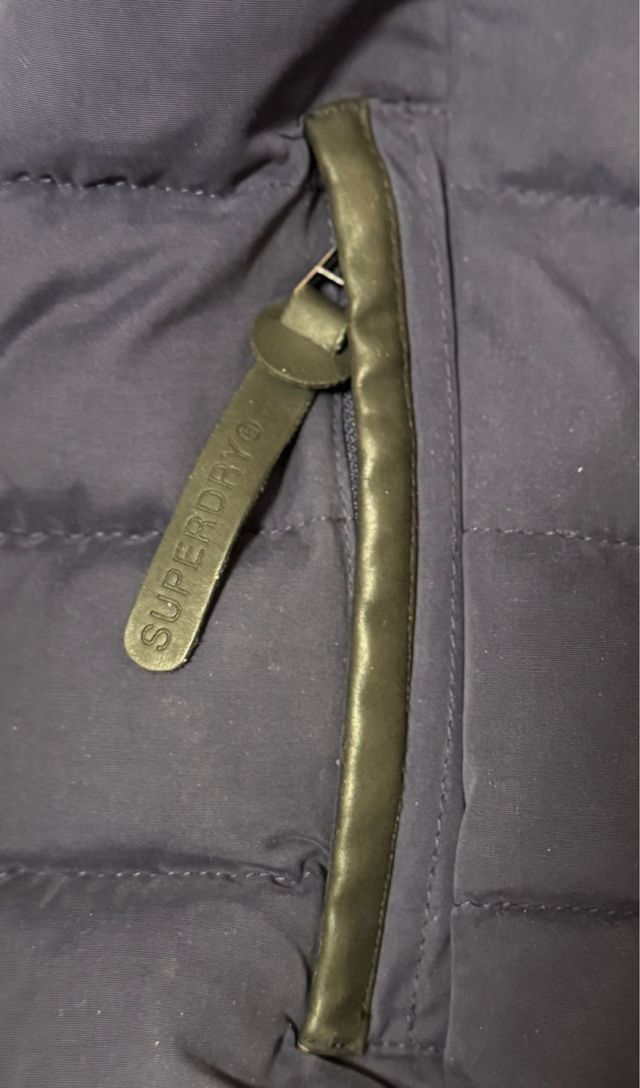 Chaqueta Superdry Azul con Capucha y Cierres