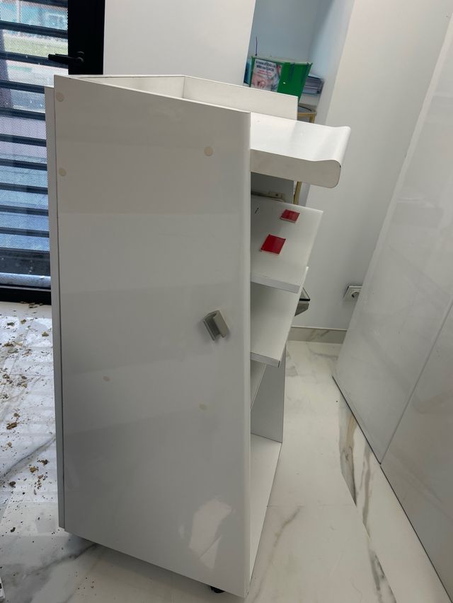 mueble para clínica, oficina, ordenador clínica