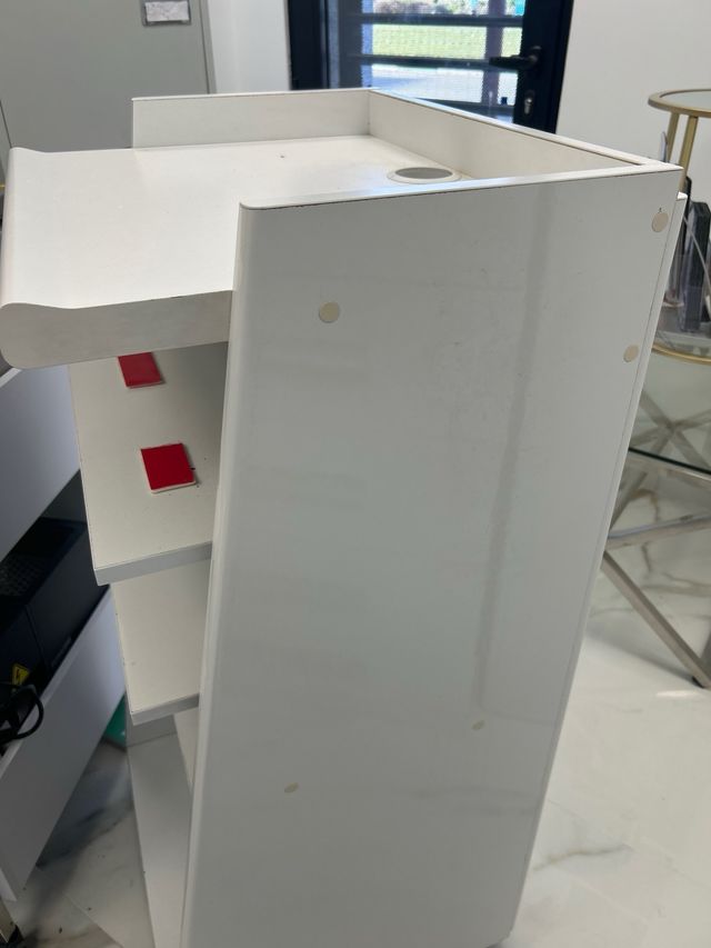 mueble para clínica, oficina, ordenador clínica