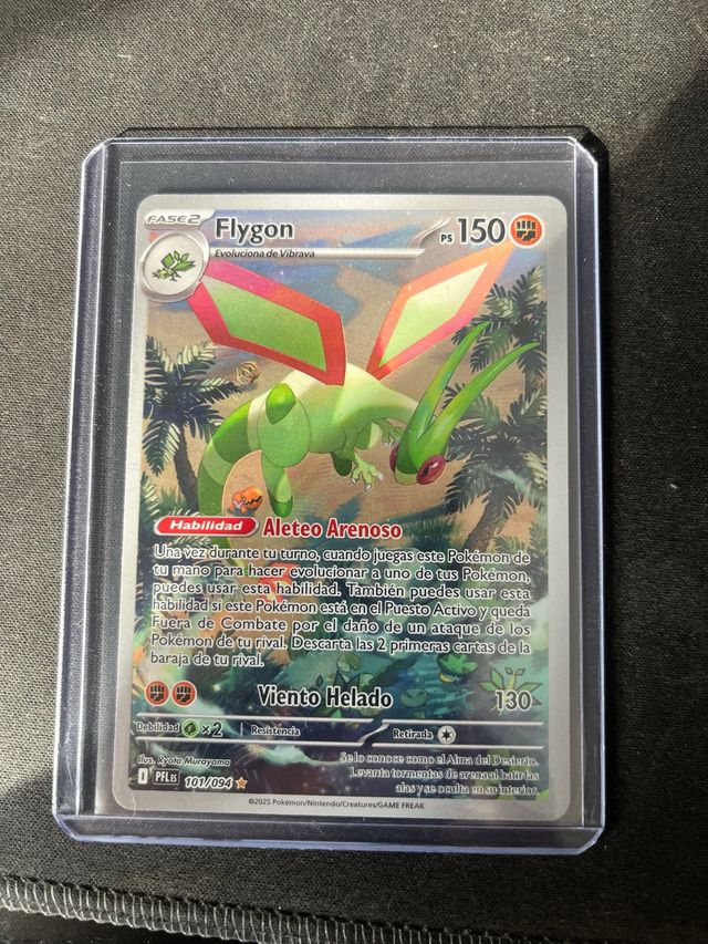 Pokémon Flygon Llamas Fantasmales en estado Mint
