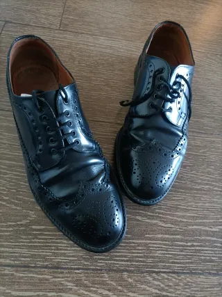 Zapatos de vestir Indomable marrones