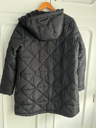 Abrigo acolchado BIMBA Y LOLA negro