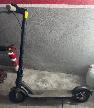 Patinete Eléctrico Xiaomi Gris