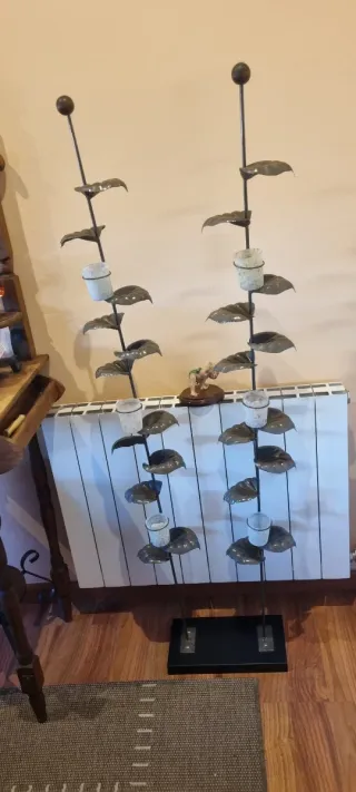 Candeliere da terra in metallo molto bello