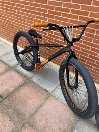 Bicicleta chonky stunt