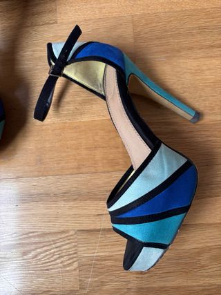 Zapatos de tacón coloridos 39