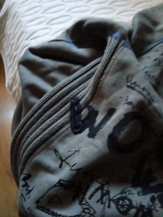 Sudadera con capucha