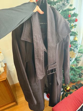 Abrigo largo Zara café con cinto