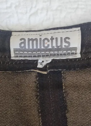 Falda vaquera marrón con corazones