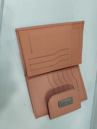 Cartera Victorio & Lucchino rosa tejida