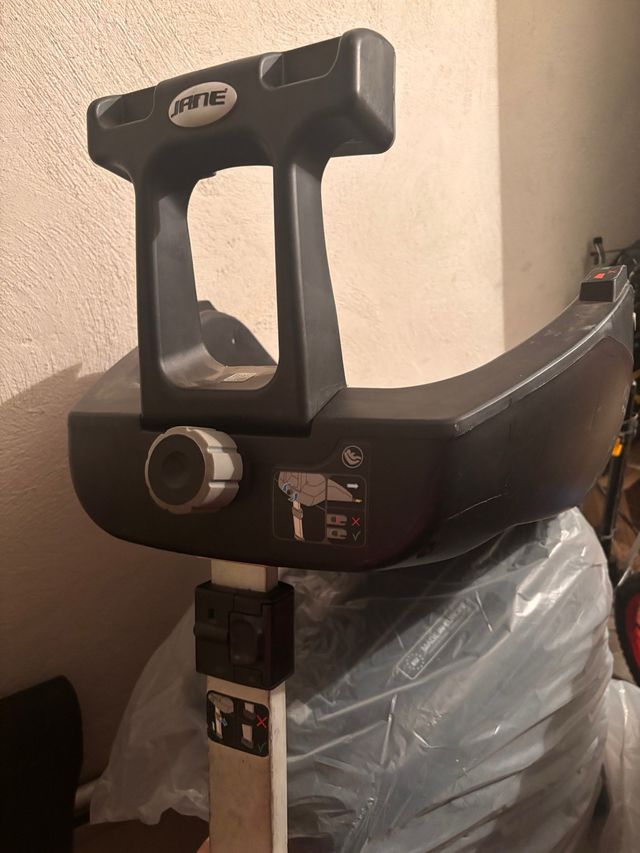 Base Isofix Jané koos platform contramarcha