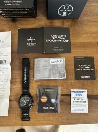 Reloj swatch mission to the moonphase
