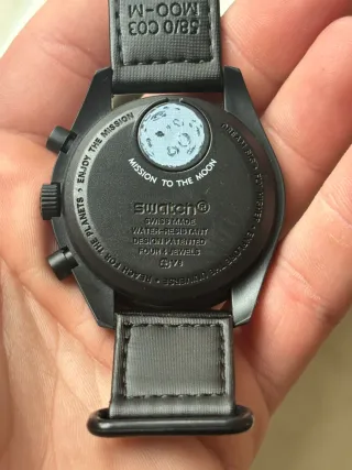 Reloj swatch mission to the moonphase