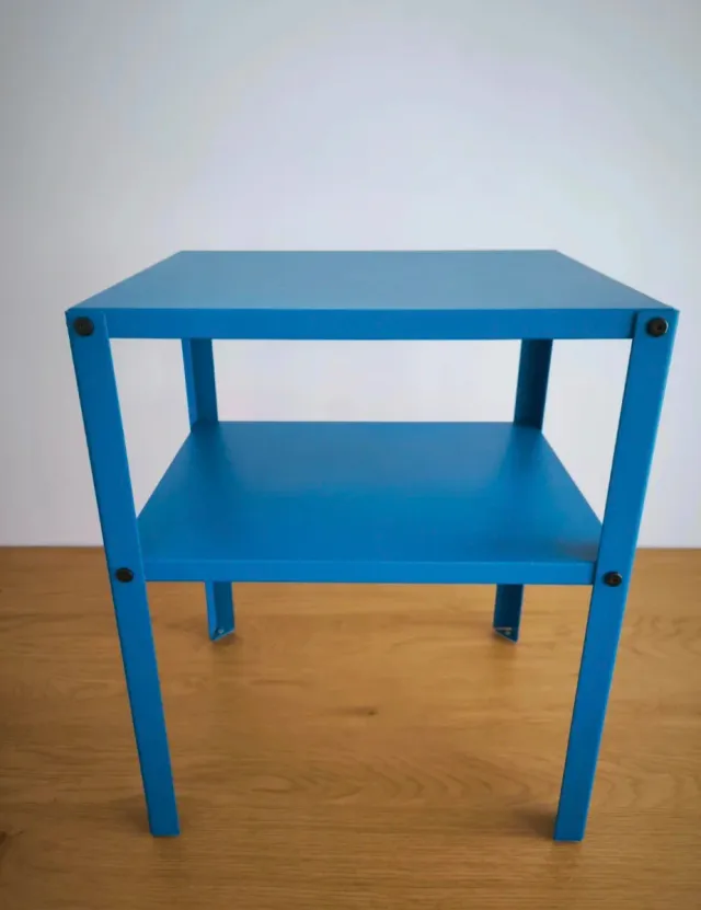 Mesa auxiliar KNARREVIK IKEA azul