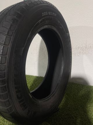 225 65 17 102H MICHELIN LATITUDE TOUR HP
