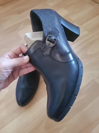 Zapato tacón ancho Pitillos Talla 40