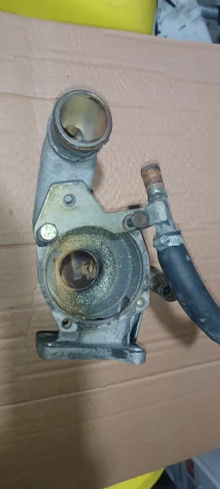 Bombas de agua Jeep Cherokee 2.5 td m50