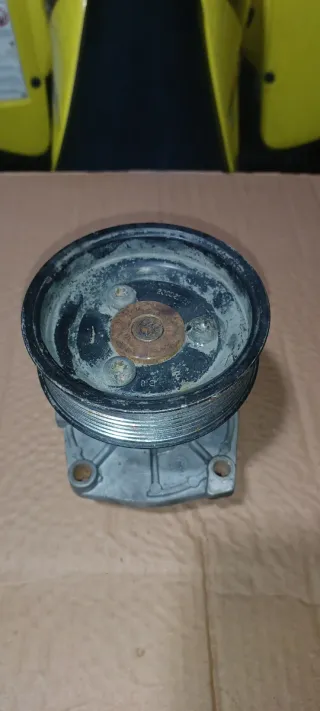 Bombas de agua Jeep Cherokee 2.5 td m50