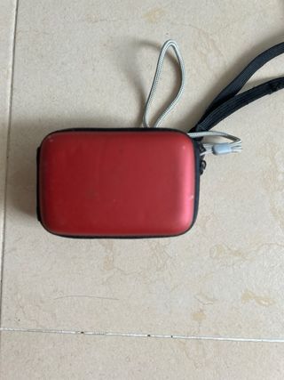 Cámara Digital GE E840s Roja.