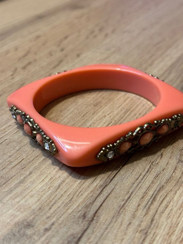 Set 2 bracciali rigidi decorati