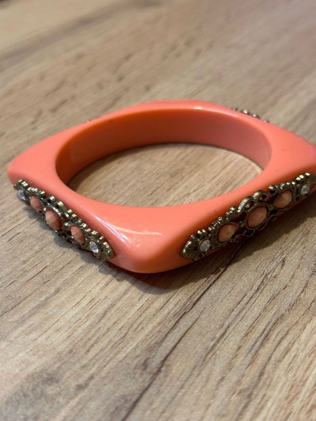 Set 2 bracciali rigidi decorati