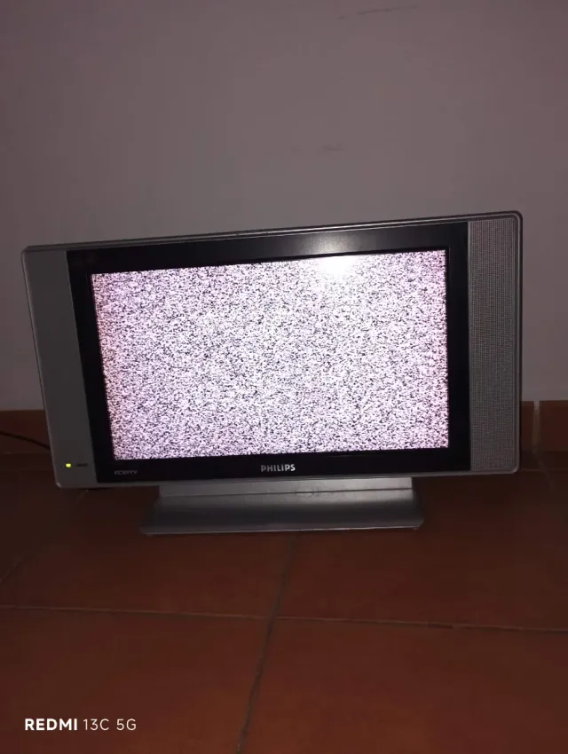 Televisor Philips Plata y Negro