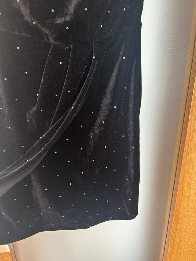 Vestido Zara Terciopelo Pedrería