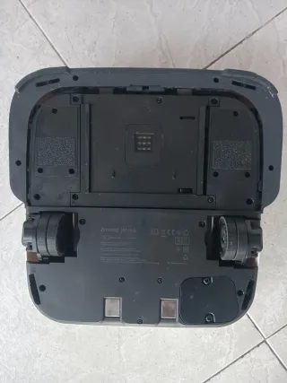 Robot friega-suelos Irobot Braava Jet M6