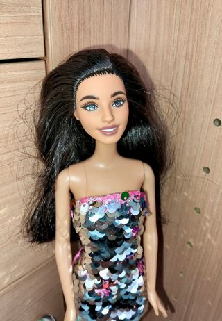 Barbie Teresa con 2 outfit
