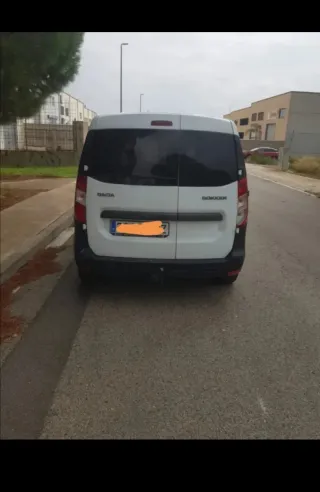Furgoneta Dacia