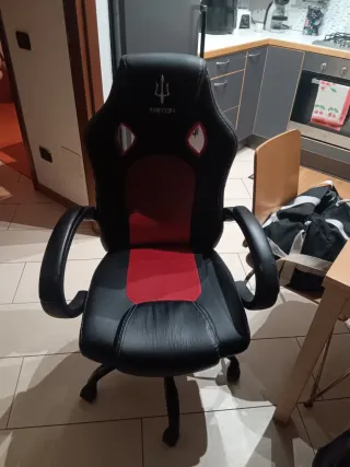 Sedia Gaming Triton Nera e Rossa