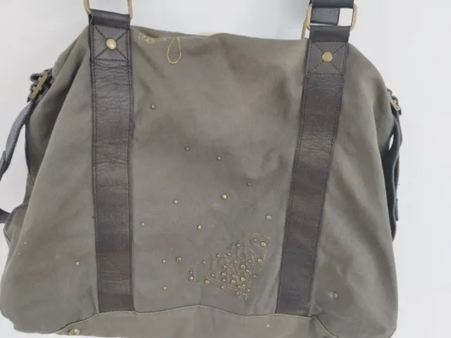 Bolsa de viaje verde militar pequeña