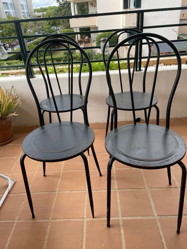 Set de 4 Sillas Thonet Negras