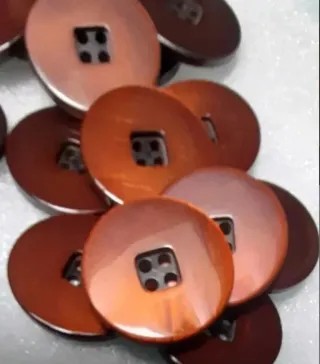 Lote 8 botones- 7 modelos