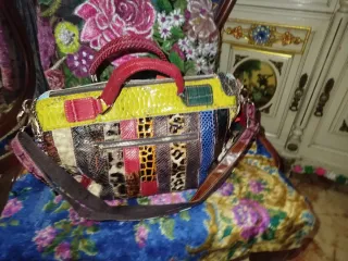 Bolso de piel multicolor como nuevo