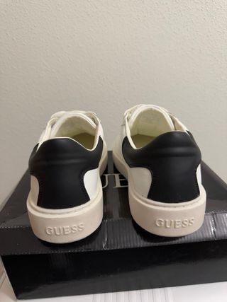 Zapatillas Guess Hombre Blancas y Negras
