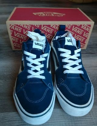 Vans mai utilizzata, ma con difetto come da foto