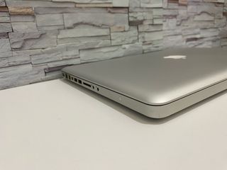 MacBook Pro A1286 2011 Plata