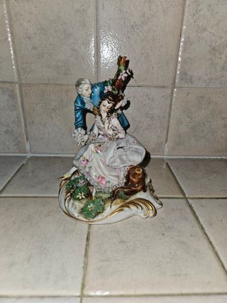 Antica statuina Capodimonte