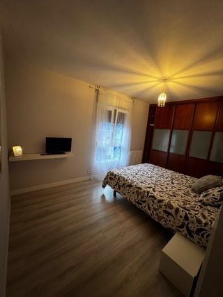 Habitación en alquiler en SESTAO (solo para mujer)