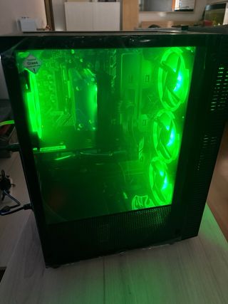 Ordenador Gaming con Luces LED Verdes