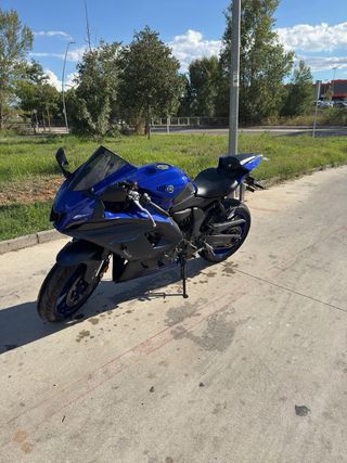 Yamaha R7 Azul 2022