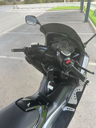¡Solo esta semana! Yamaha TMAX 500cc  Negro