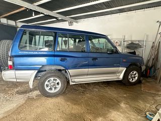 Mitsubishi Montero 2001