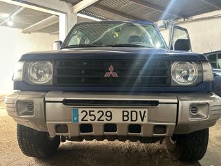 Mitsubishi Montero 2001