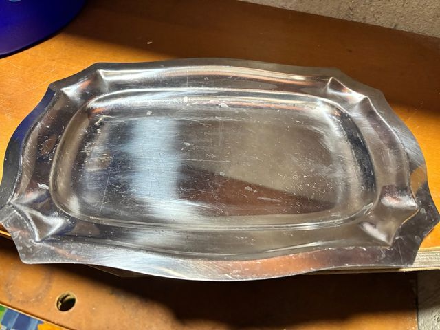 Vassoio rettangolare in metallo