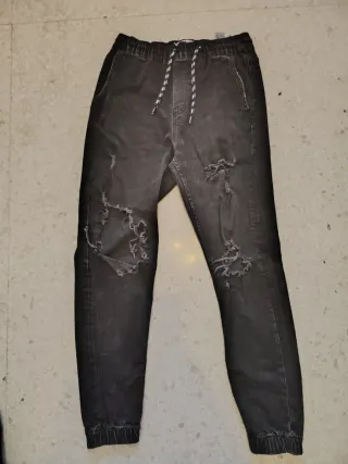 Vaqueros Jogger Bershka Negros Rotos