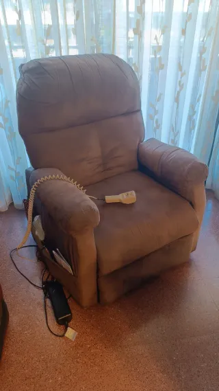 Sillón eléctrico elevador y reclinable